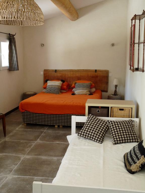 Bergerie D'Alivon En Camargue Bed & Breakfast Albaron Exterior photo